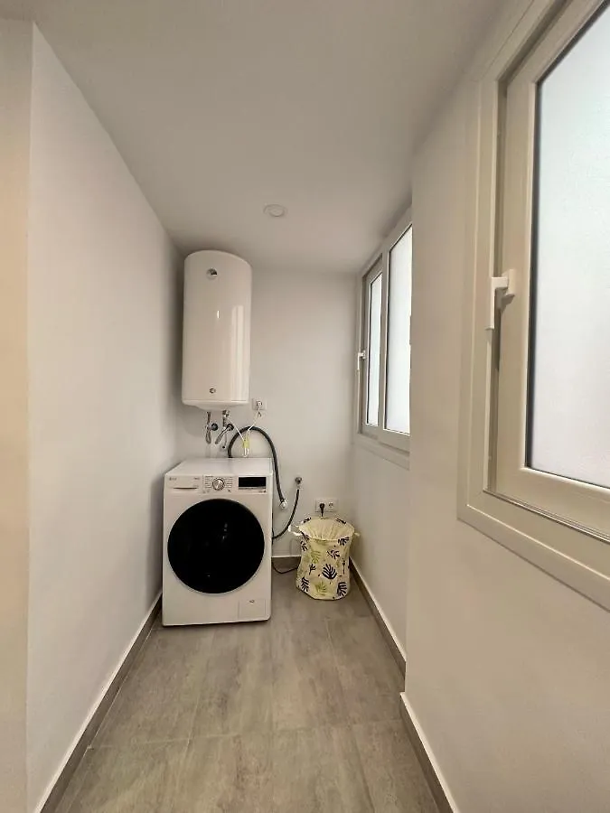 Holidays2Malaga Lebrija 3 Bedroom & Terrace & Parking & Smart Tv 0*, Malaga