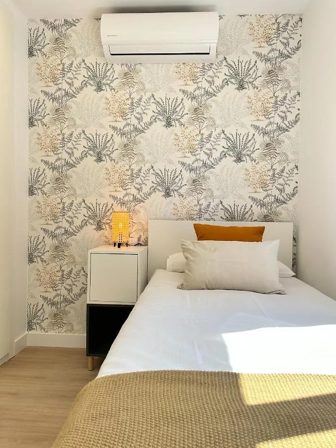 Holidays2Malaga Lebrija 3 Bedroom & Terrace & Parking & Smart Tv Apartment